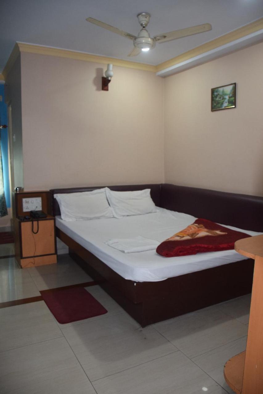 Starline Hotel Agartala Eksteriør bilde