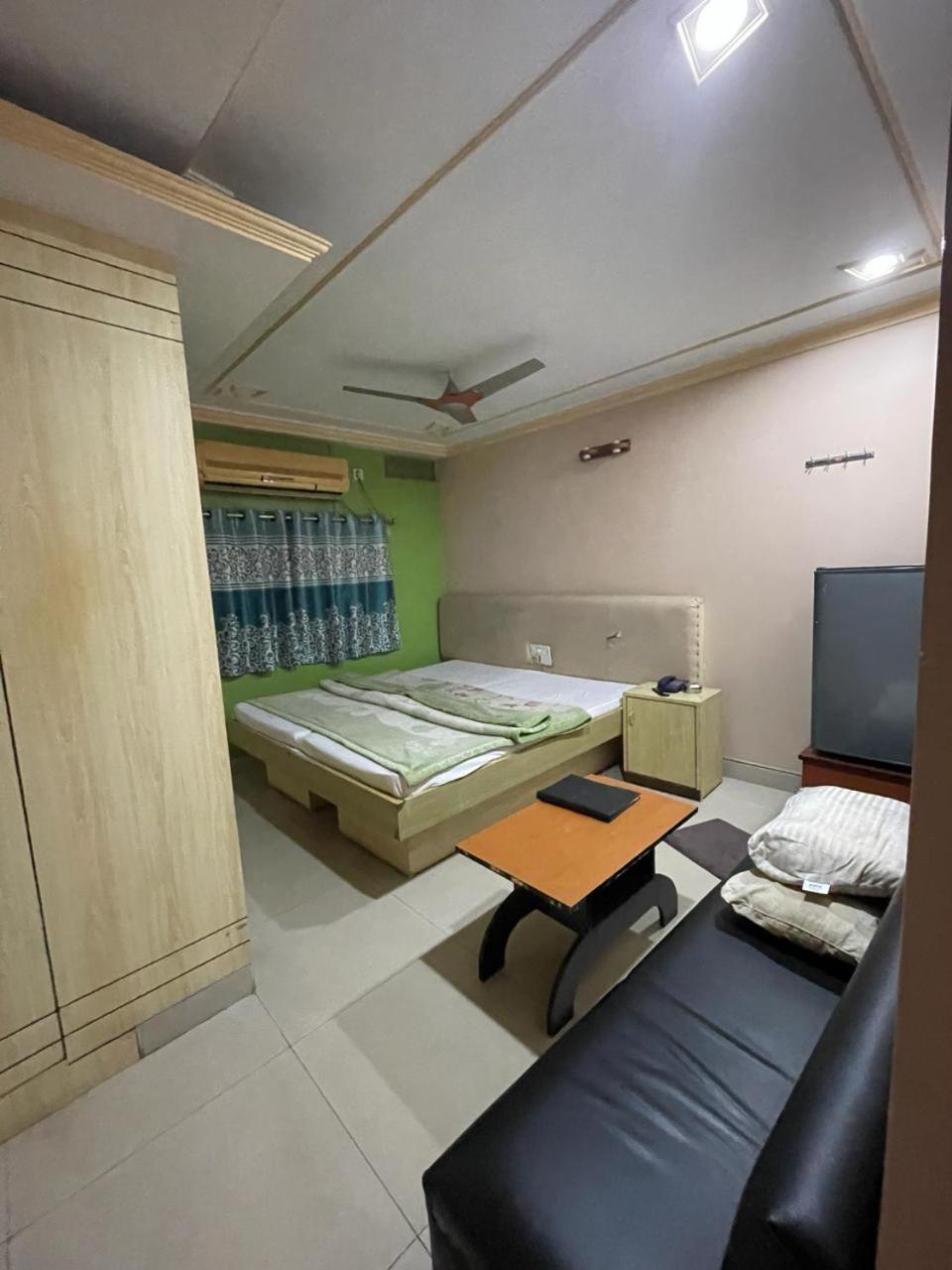 Starline Hotel Agartala Eksteriør bilde